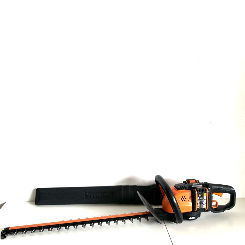 TAGLIASIEPE A BATTERIA WORX WG284E CON 2 BATTERIE DA 2AH E CARICABATTERIE A DOPPIA SLITTA